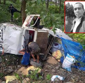 काभ्रेमा आफैले चलाएको बोलेरो पल्टिँदा प्रधानाध्यापकको निधन