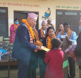 बाल मन्दिर विद्यालयलाई  काभ्रे सोसाईटी यु.के सहयोग