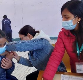 काभ्रेका बालबालिकालाई लगाउन थालियो कोरोना विरुद्धको खोप