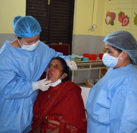 निःशुल्क स्वास्थ्य सेवा घरदैलो मै पाएपछि चौंरीदेउरालीबासी खुशी