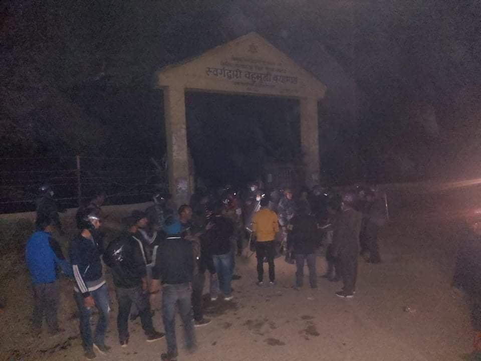 कांग्रेसकाे मतगणना स्थलमा गाे ली चल्याे, ७ जना घा इ ते