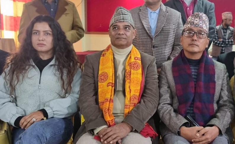 नायिका रेखा थापा राजेन्द्र लिङ्देनको प्यानलमा