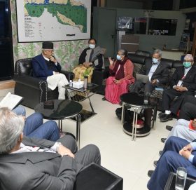 ओली प्रस्ताव गरेको पदाधिकारीमा घनश्याम भुसाल र भीम आचार्य बाहिर