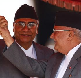 एससीसी पास गर्न एमाले फकाउने नीतिमा देउवा