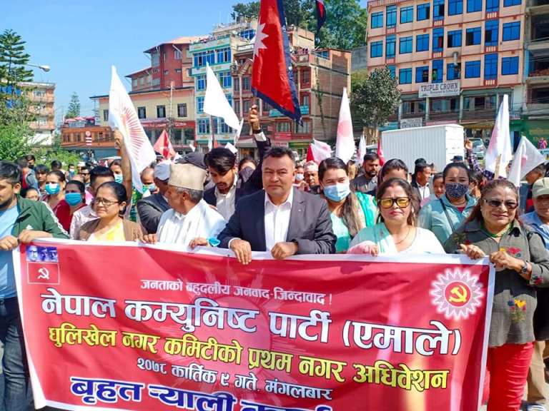 काभ्रे एमालेले  धुलिखेलमा शक्ति प्रदर्शन गर्ने, अहिलेसम्मकै धेरै कार्यकर्ता उतार्दै