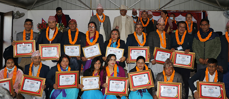 नमोबुद्ध नगरको आठौं स्थापना दिवस सम्पन्न, कर्मचारी र स्वास्थ्यकर्मी सम्मानित
