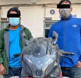 चोरीको मोटरसाइकल चलाउने काभ्रेका दिलिप प क्रा उ