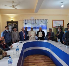 नमोबुद्धमा स्वास्थ्य अनुसन्धान केन्द्र स्थापनाका लागि समझदारीपत्रमा हस्ताक्षर