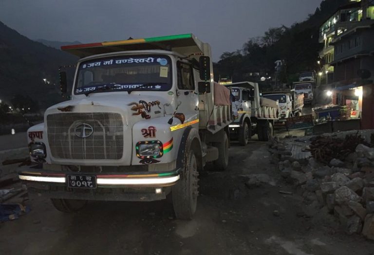 काभ्रेको पनौतीमा एक महिना टिपर चलाउन नपाइने