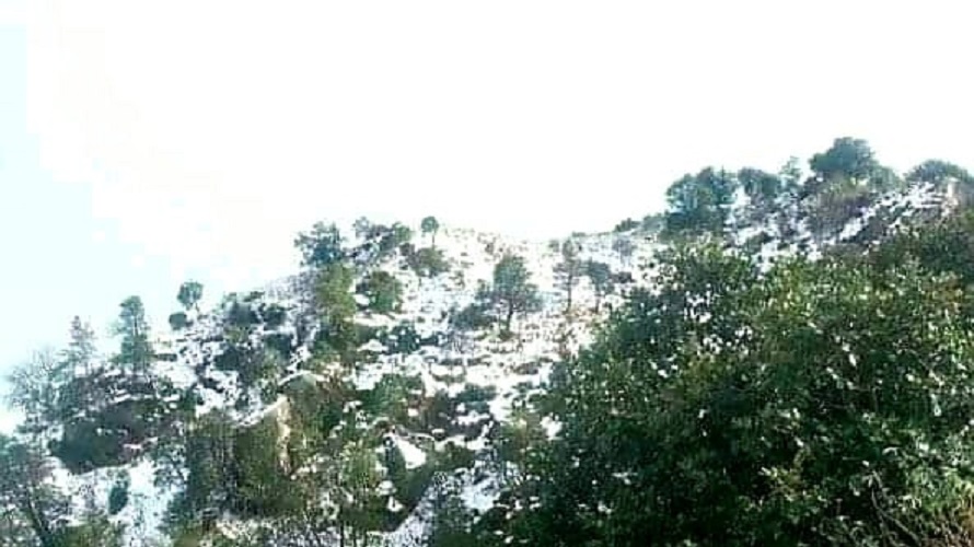 काभ्रेमा पनि बर्षासंगै हिमपात, जनजीवन प्रभावित