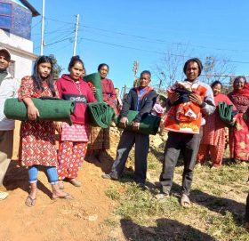 नमोबुद्ध–१० मा ‘न्यानो’ बाँड्दै समाजसेवी श्रेष्ठ