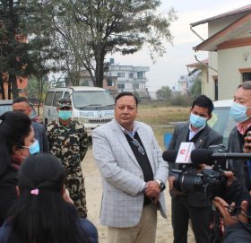 तोकिएकोभन्दा बढी शुल्क लिए कारबाही हुन्छ : शिक्षामन्त्री पौडेल