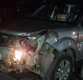 पर्यटनमन्त्री आले सवार गाडी दु र्घ ट ना