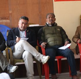 एमाले काभ्रेका अध्यक्ष ब्याञ्जुले अधिवेशनको पूर्वसन्ध्यामा भने ‘काभ्रेमा पार्टी फुटको कुनै पनि असर परेको छैन’