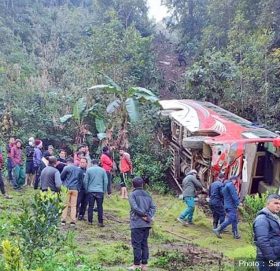 मलामी सवार बस दु र्घ ट ना अपडेट : मृ त कको संख्या ८ पुग्यो