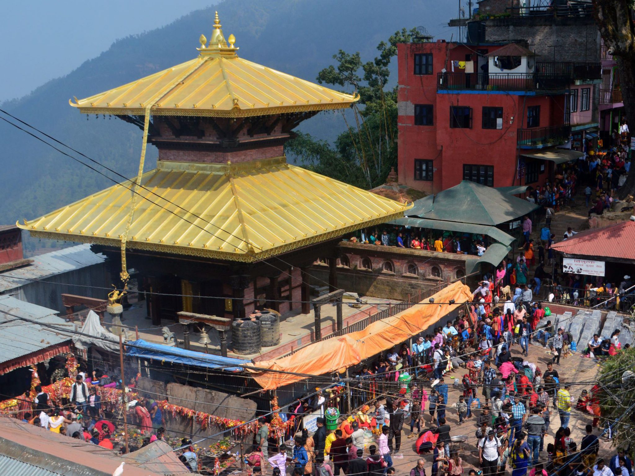 मनकामना मन्दिरमा भक्तजनको प्रवेशमा रोक