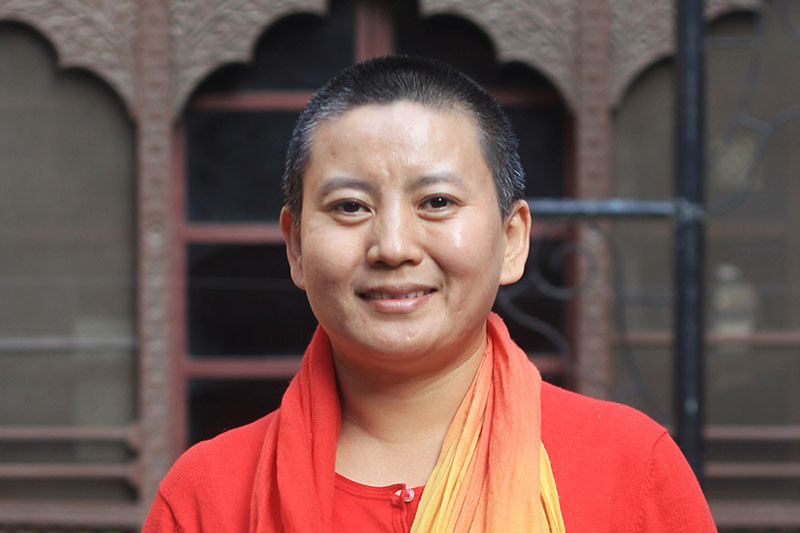 गायिका आनीछोइङ डोल्मालाई कोरोना संक्रमण