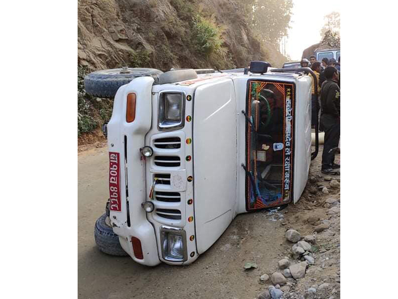 बोलेरो पल्टिँदा १ जनाको मृ त्यु