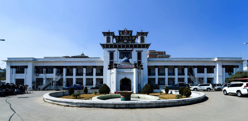 निर्वाचन आयाेगले सर्वदलीय बैठक बाेलायाे