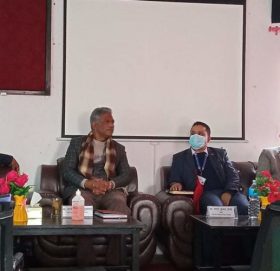 मन्त्री हुमागाईको बोल्ड निर्णयः दूधको मुल्य प्रतिलिटर १० रुपैयाँ बढाउन सरकारसंग माग