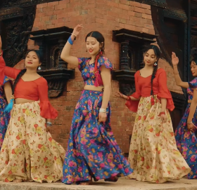 यस्ता छन् बाह्रवर्षे मकर मेलाका लागि बजारमा आएका ५ गीत (भिडियो सहित )