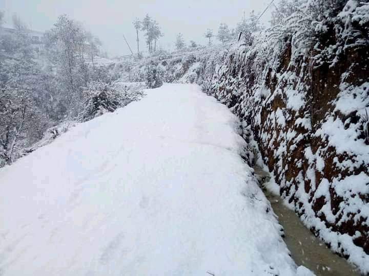 काभ्रेमा भारी हिमपात