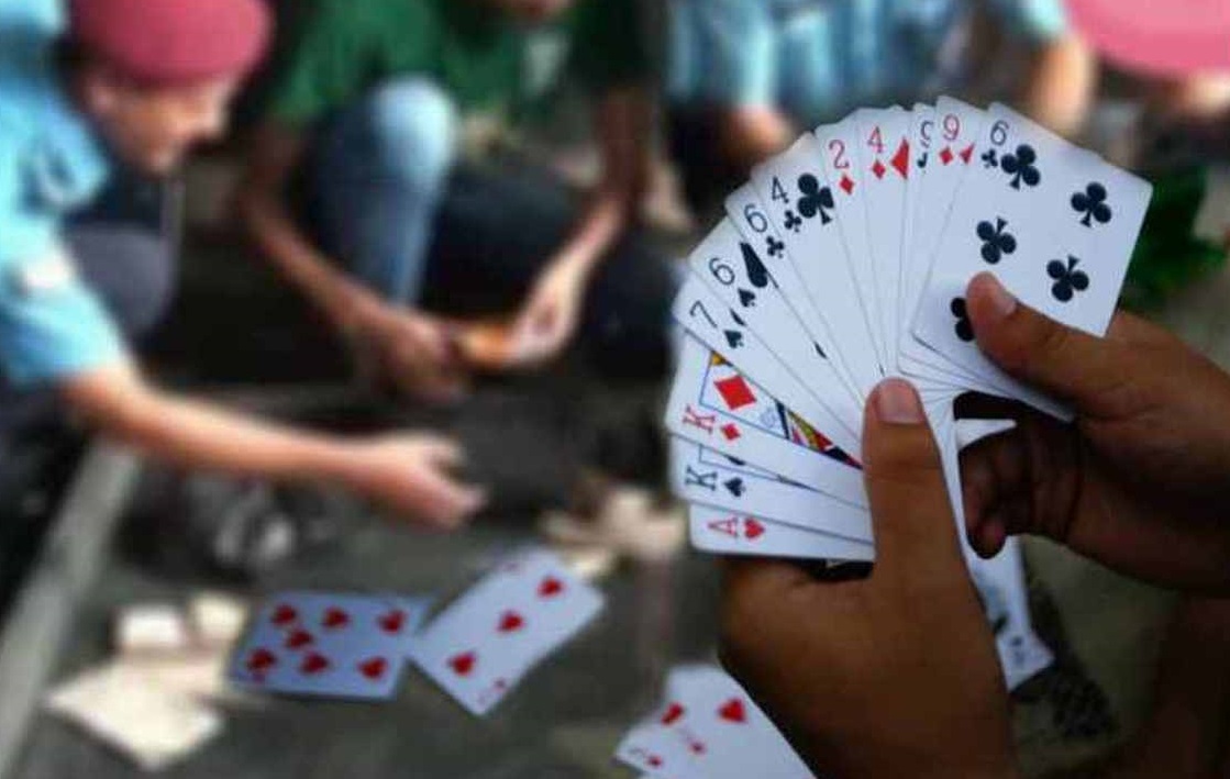 काभ्रेबाट तास खेलिरहेको अवस्थामा ६ जना प क्रा उ