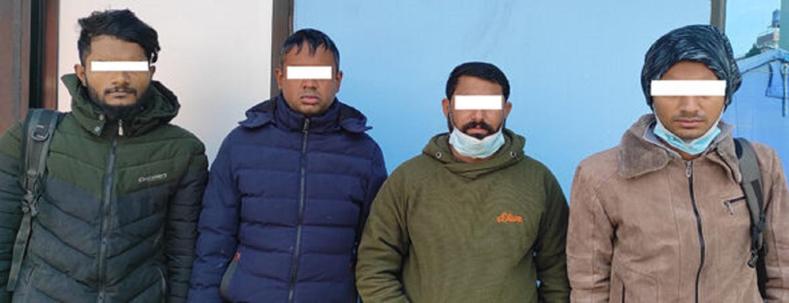 नक्कली पीसीआर रिपोर्ट बनाउने काभ्रेका मैनाली सहित ४ जना प क्रा उ