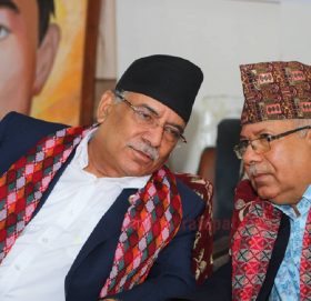 माओवादी र एकीकृत समाजवादीले तत्काल सरकार नछाड्ने