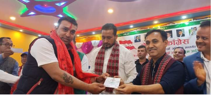 धुलिखेल एमालेलाई थप झड्का, वडा कमिटी अध्यक्ष पनि कांग्रेस प्रवेश