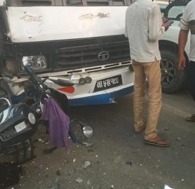 बसले मोटरसाइकललाई ठक्कर दिंँदा पतिपत्नीको मृत्यु