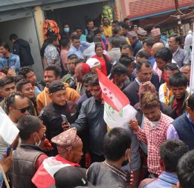 काभ्रेमा काँग्रेसले मनाउन थाल्यो विजय उत्सव