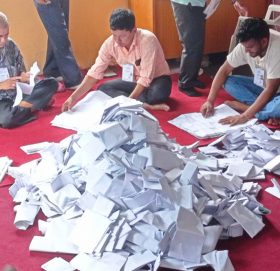 काभ्रेको खानीखोलामा पनि मत गणना थालियो