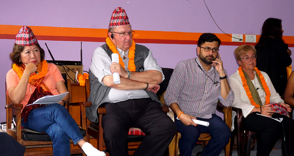 विश्व बैंकका उच्च अधिकारीले सुने काभ्रेका भूकम्प प्रभावितका अनुभव