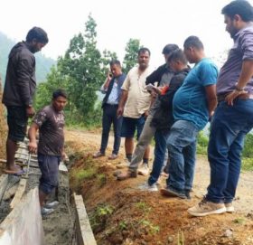 काभ्रेको भुम्लुमा उपाध्यक्ष दावाको एक्सनः मापदण्ड विपरित संरचना भत्काइए
