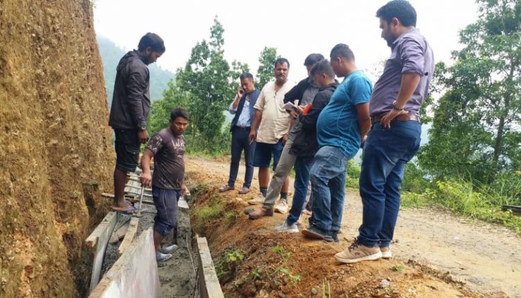 काभ्रेको भुम्लुमा उपाध्यक्ष दावाको एक्सनः मापदण्ड विपरित संरचना भत्काइए