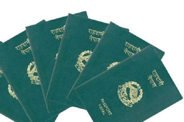 कुवेत जान लागेका ४७ महिला भारतबाट नेपाल फर्काइए