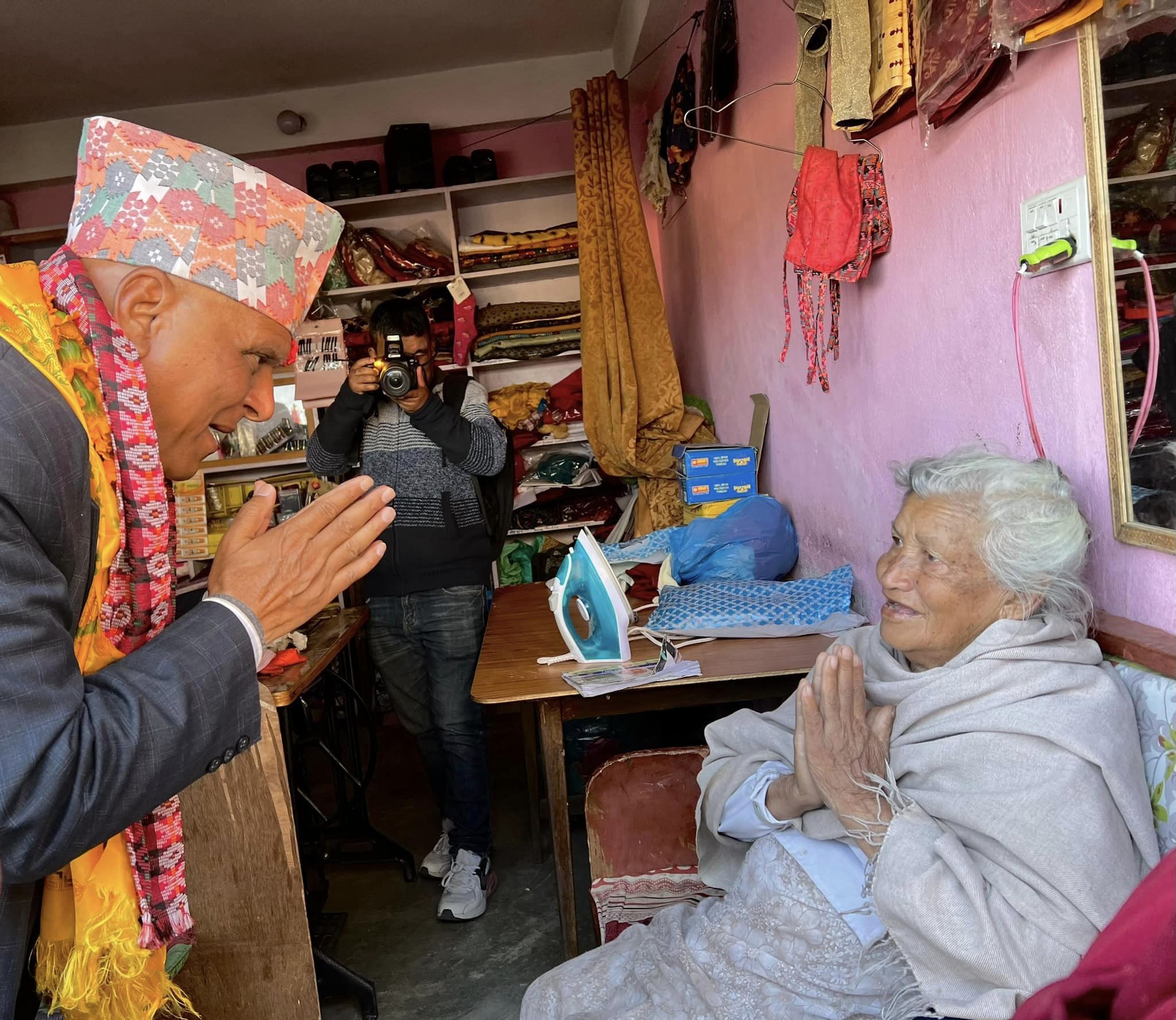 काभ्रेका मतदाता भन्छन्:  ‘भ्रष्ट हैन प्रष्ट नेता चाहिन्छ, काभ्रे २ मा शिव हुमागाईले मात्रै विकास दिन सक्छन्