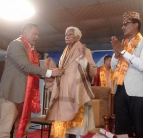 स्थापना दिवसमा नेपाल शिक्षक संघ काभ्रेले गर्यो सम्मान