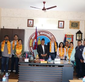 नयाँदिल्लीस्थित ब्रिटिस उच्च आयोगका अधिकारीहरु नमोबुद्धमा