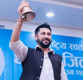 देश र जनतालाई धोका दिने अधिकार कसैलाई छैन : लामिछाने