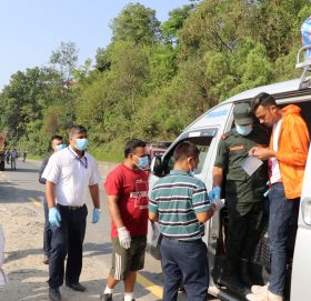 वी.पी राजमार्ग सरसफाई अभियान सुरु, फोहोर गर्ने राजमार्गका होटल, पसललाई कार्वाही गरिने