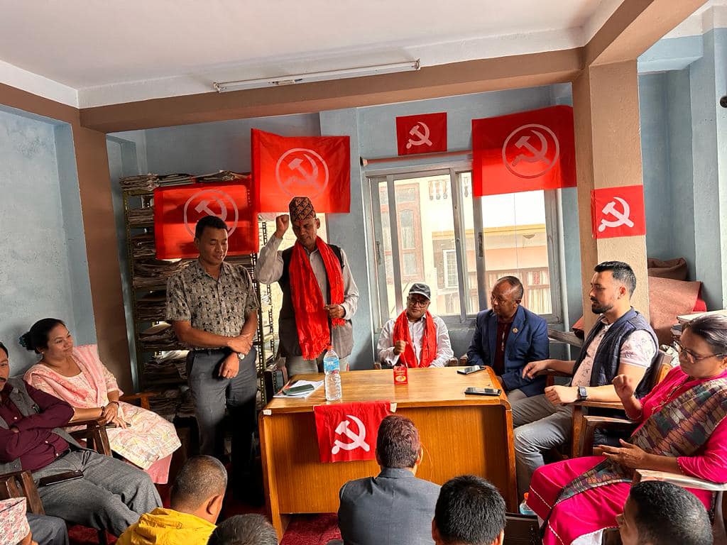 एमाले काभ्रेका जिल्ला कमिटी सदस्य पराजुली माओवादीमा फर्किए