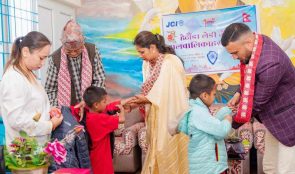 चाडपर्वको अवसरमा हेटौंडा लेडि जेसिसको बालबालिकालाई सहयोग
