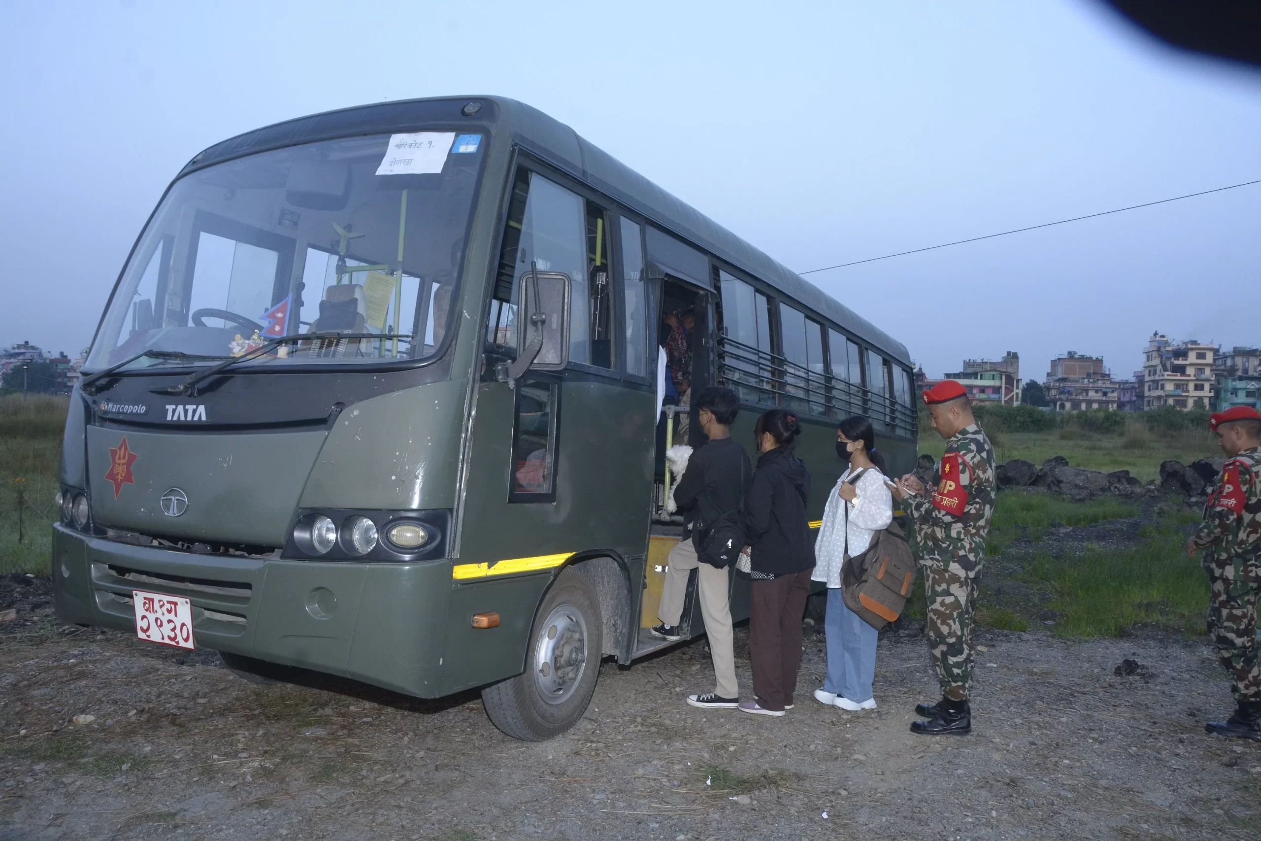 दसैँमा घर जाने सैनिक परिवारलाई निःशुल्क यातायात सुविधा