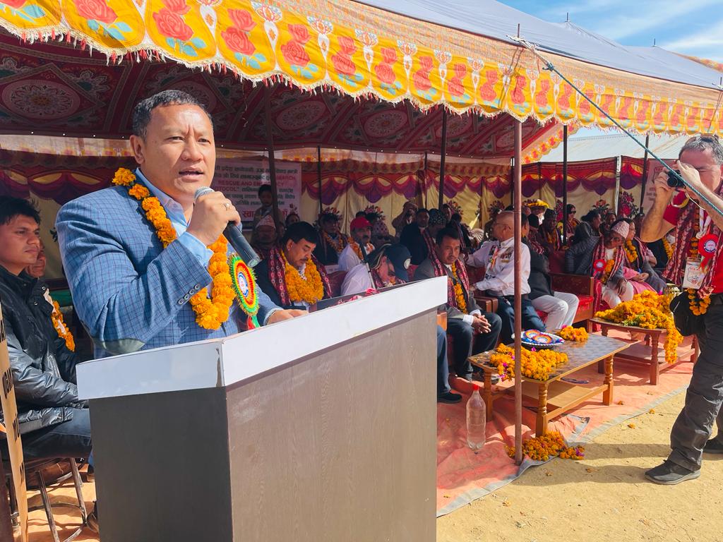विपद्को संवेदनशील अवस्थामा विद्यार्थीहरूको भूमिका महत्वपूर्णः मन्त्री लामा