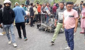 काभ्रेमा भयानक दुर्घटना : बोलेरोले ३ वटा मोटरसाइकललाई ठक्कर दिँदा ६ जना घाइते