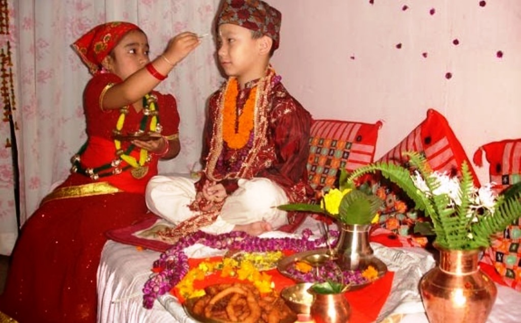 भाइटीका लगाउँदा कुन दिशा फर्किने?