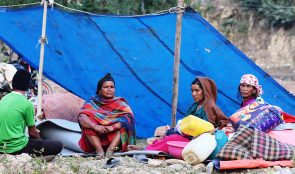 डेढ महिनादेखि त्रिपालमा छन् जाजरकोटका भूकम्प पीडित