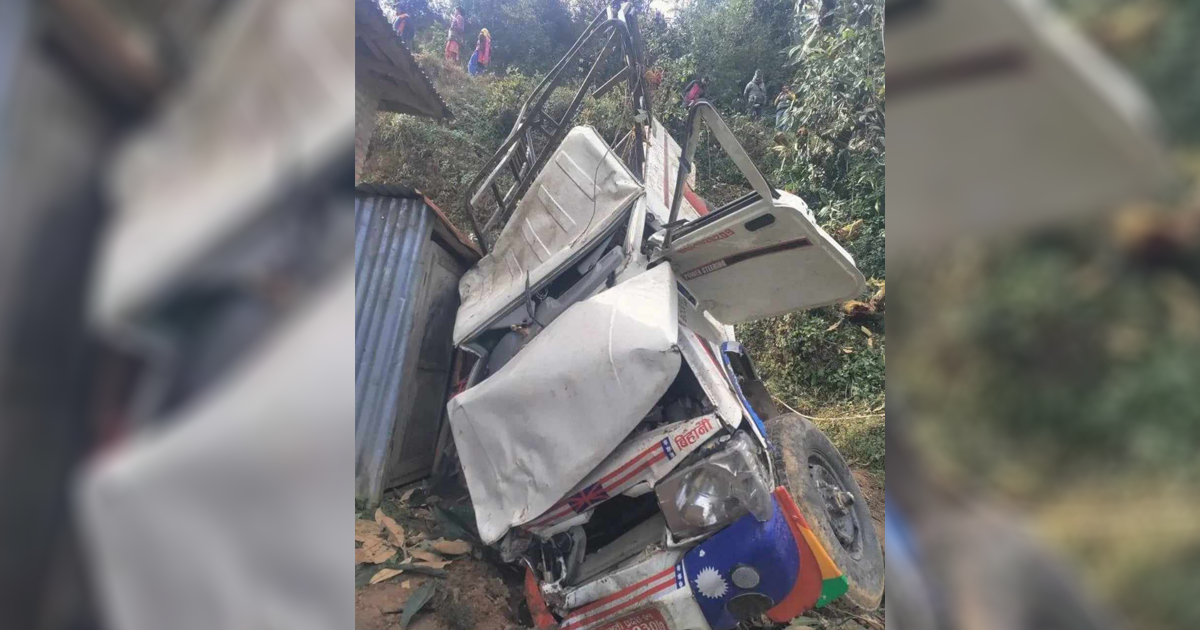 काभ्रेको पनौतीमा बुलेरो दुर्घटना